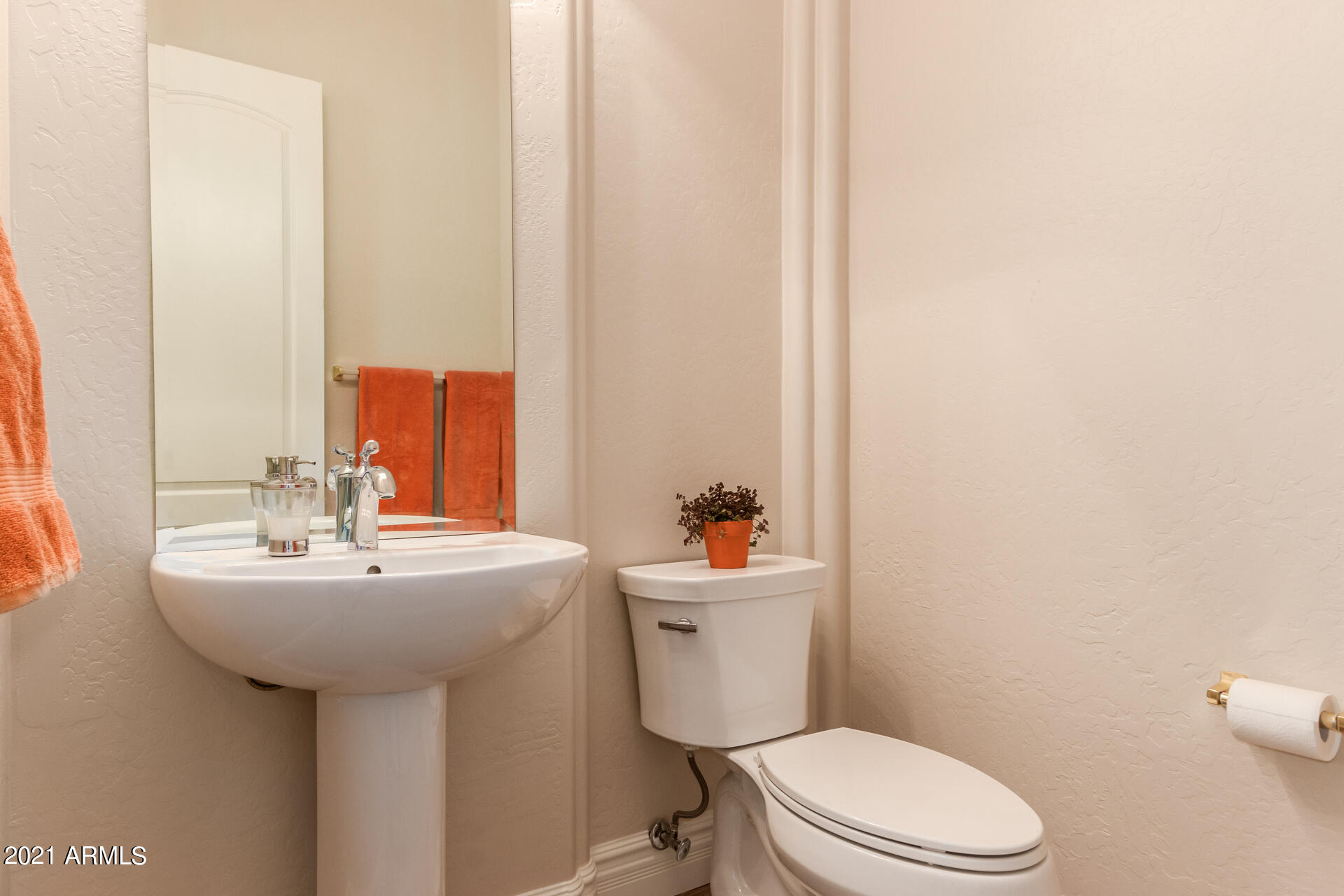 8665 West Rowel Road Peoria, AZ 85383 - Photo 18 of 55 0018-18 Rowel 8665