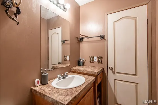 $157,900 | 19910 Bcr 458 Marble Hill, Marble Hill, MO 63764
