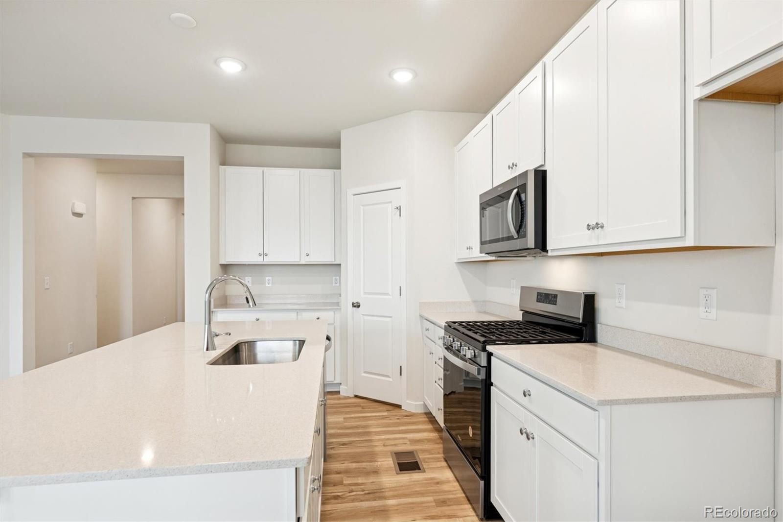 14406 Ranch Street Mead, CO 80504 - Photo 2 of 25