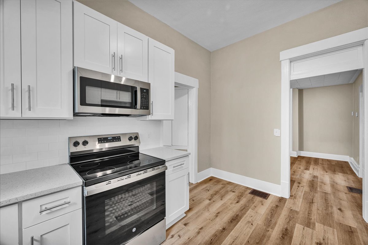 508 South Grant Street Sullivan, IL 61951 - Photo 9 of 23