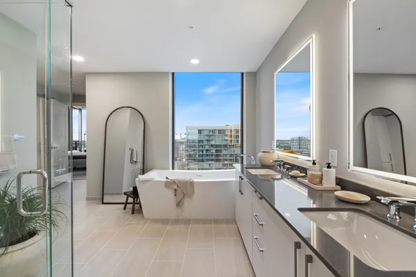 $2,438,144 | 1212 Demonbreun Street, Unit C2D (B), Nashville, TN 37203