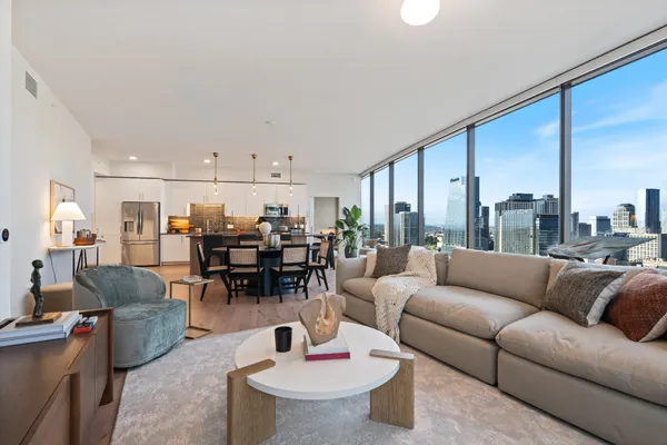 $2,438,144 | 1212 Demonbreun Street, Unit C2D (B), Nashville, TN 37203