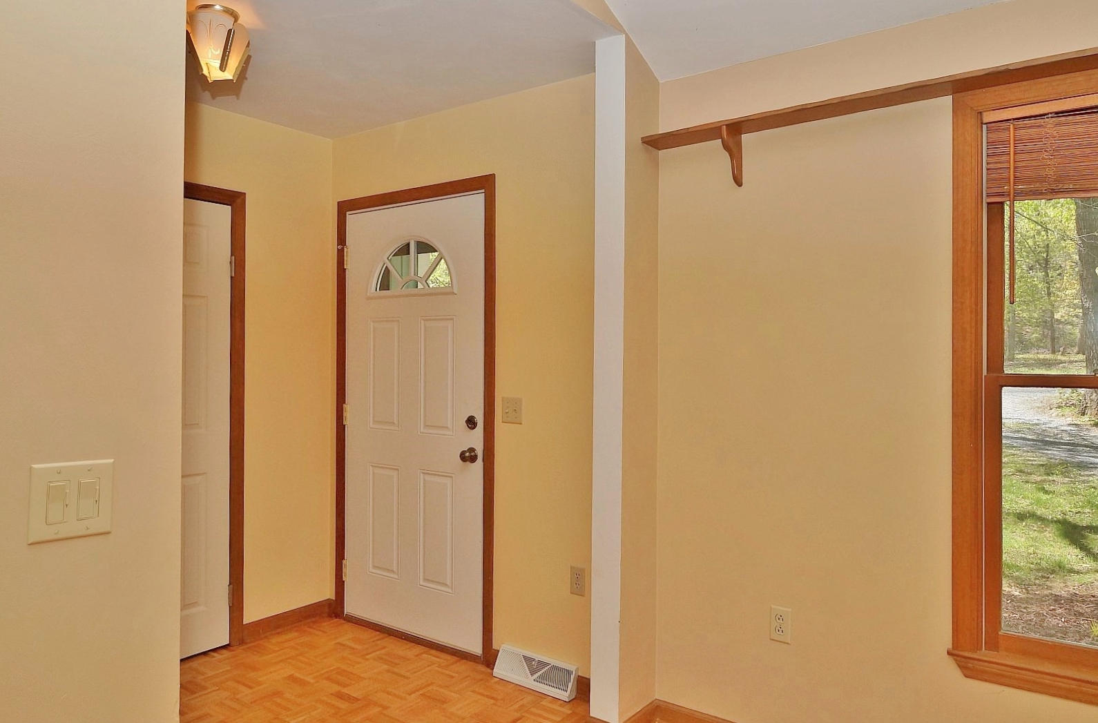 35 Oak Leaf Drive Blue Ridge, VA 24064 - Photo 4 of 36 a view of a hallway with a glass door