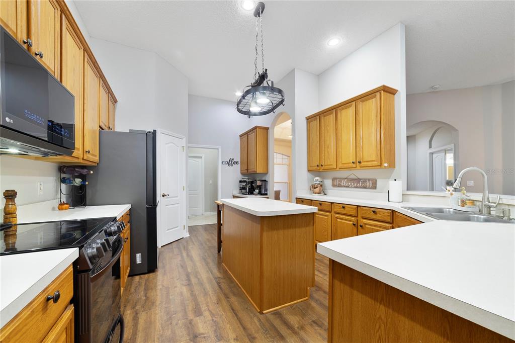 13325 Old Dock Road Orlando, FL 32828 - Photo 9 of 34 Gallery Image 9