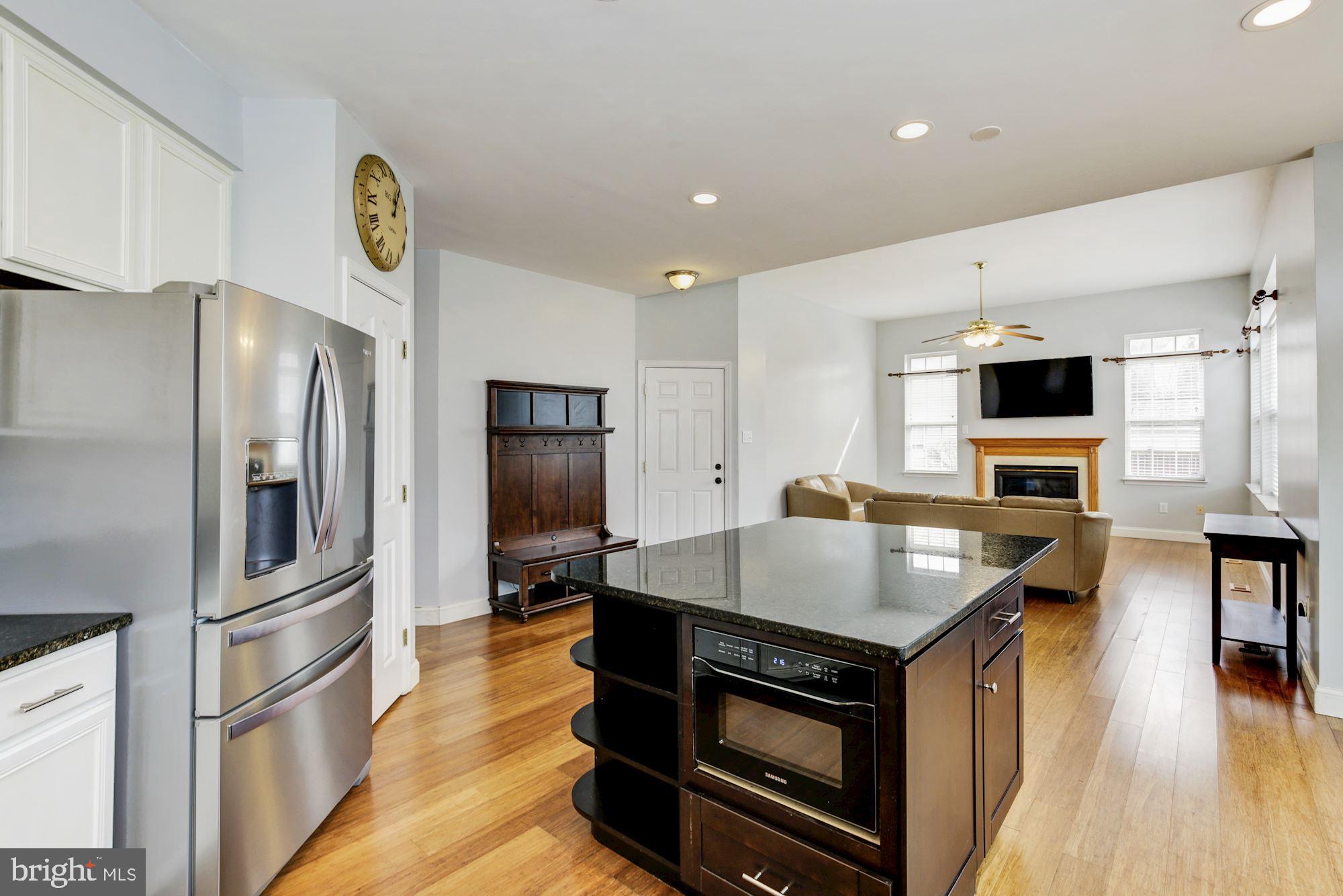 1531 Ringe Drive Severn, MD 21144 - Photo 14 of 47 Eat-In Kitchen | Stainless Steel Appliances