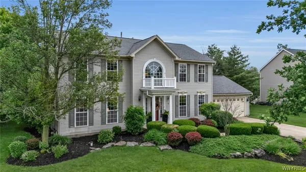 $699,000 | 9384 Pinyon Court, Clarence, NY 14032