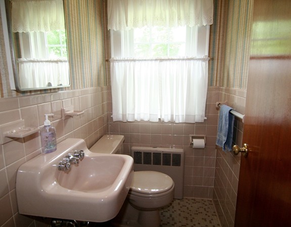 50 Parker Road Wakefield, MA 01880 - Photo 11 of 20 Gallery Image 11