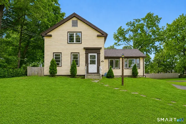 $274,900 | 18 High Street, Plymouth, CT 06786