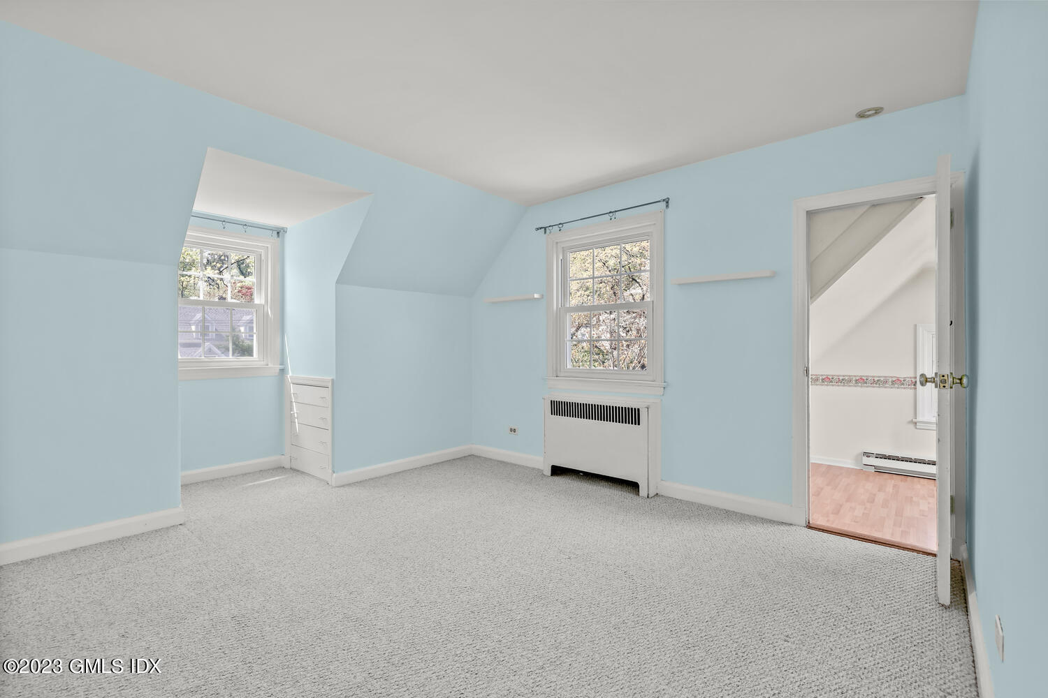 5 Linwood Avenue Riverside, CT 06878 - Photo 8 of 16 an empty room with windows