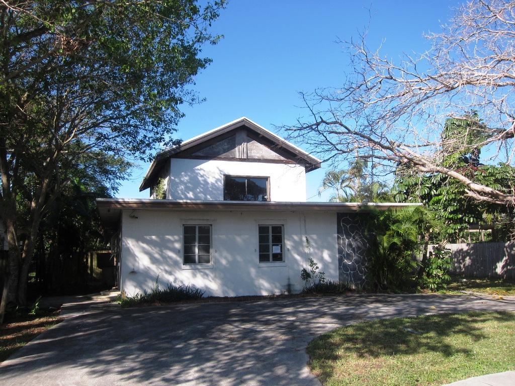 921 Rudolph Road Lake Worth, FL 33461 - Photo 1 of 10 Front