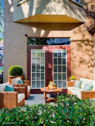 $1,700 | 6408 Raleigh Street, Unit 2402, Orlando, FL 32835