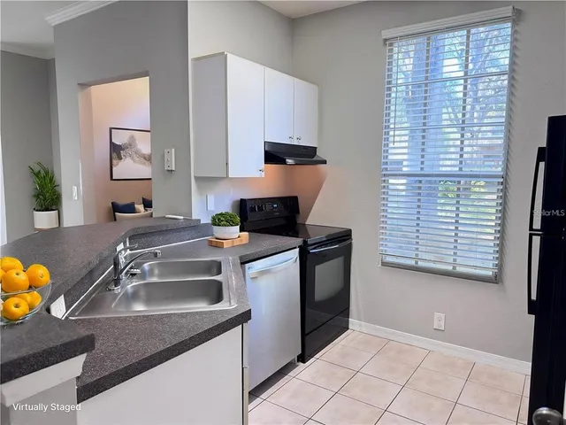 $1,700 | 6408 Raleigh Street, Unit 2402, Orlando, FL 32835