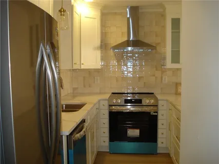 $157,000 | 406 Cedarwood Drive, Unit 406, Mandeville, LA 70471