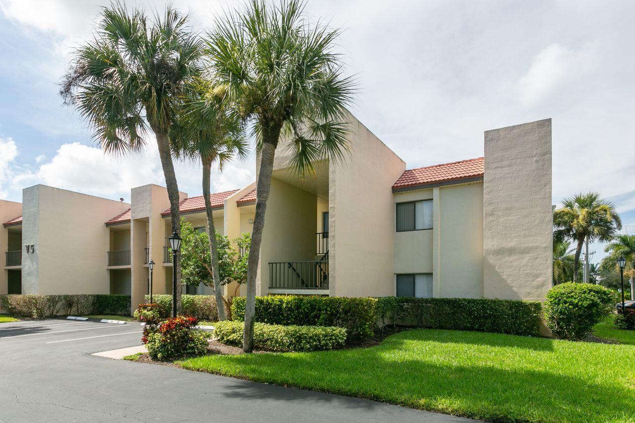 1605 Us Highway, Unit 201V5 Jupiter, FL 33477 - Photo 3 of 28 Tennis Villa 5