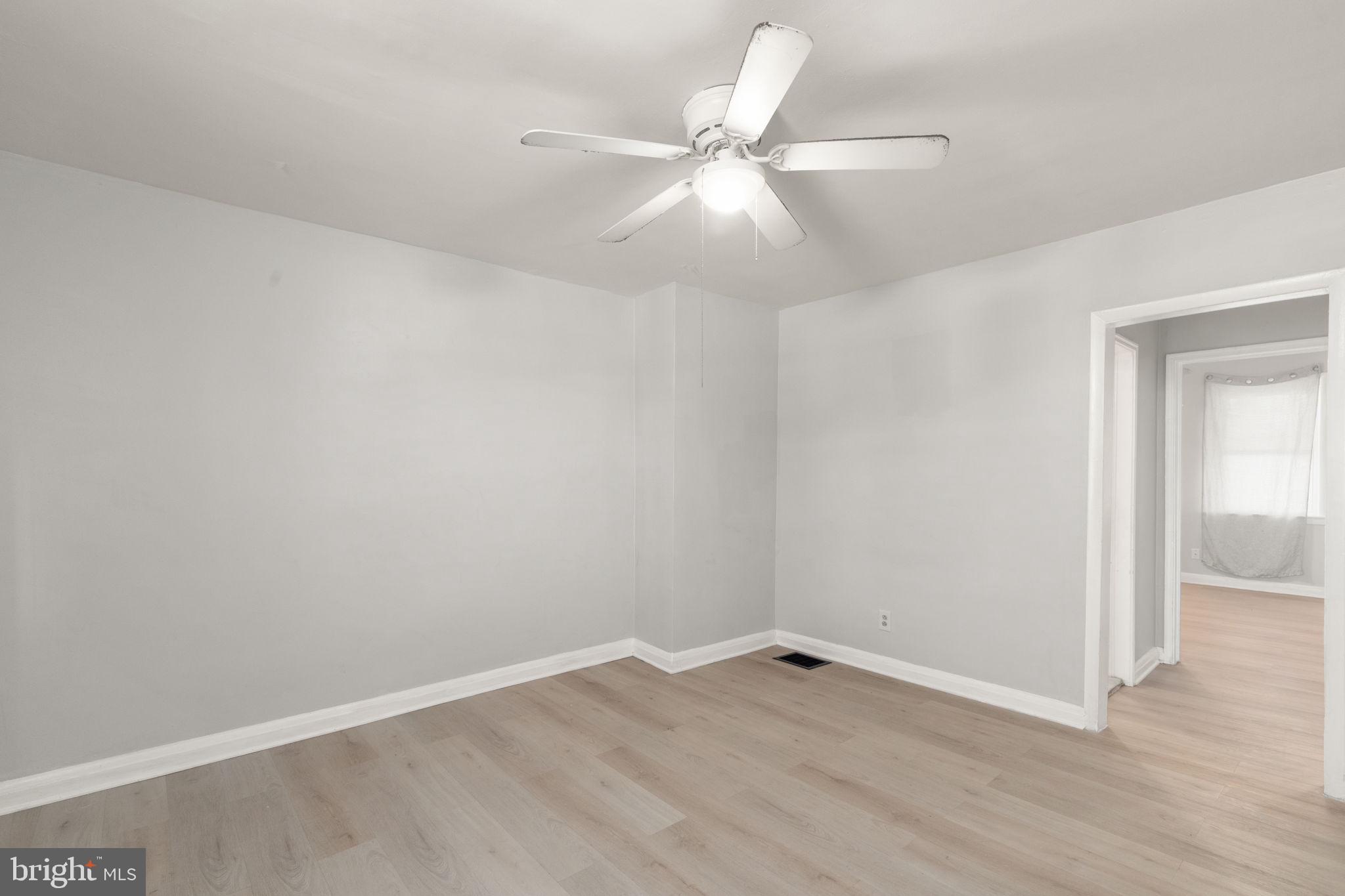 2922 Sollers Point Road Baltimore, MD 21222 - Photo 5 of 12 Gallery Image 5