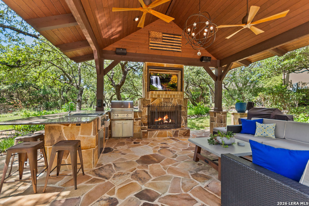 25 Stone Terrace Fair Oaks Ranch, TX 78015 - Photo 76 of 95