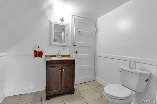 $2,300 | 575 Upper Auburn Avenue, Buffalo, NY 14222