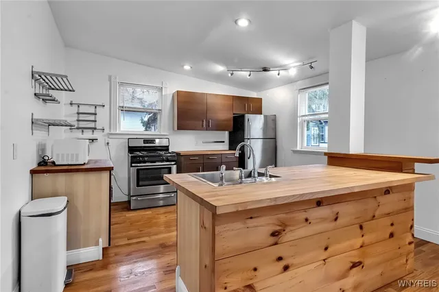 $2,300 | 575 Upper Auburn Avenue, Buffalo, NY 14222