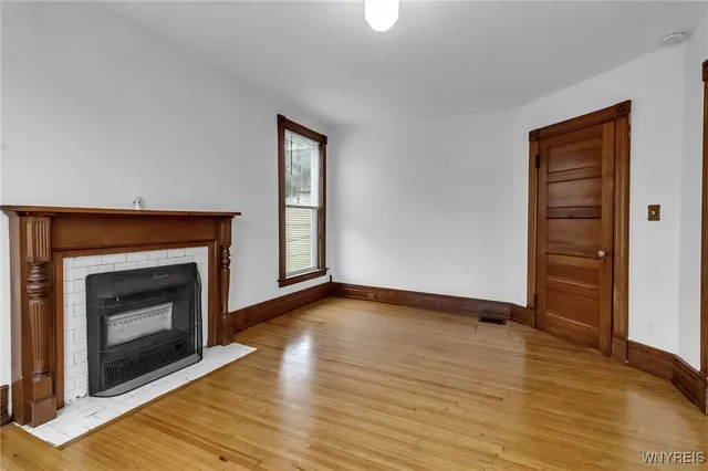 $2,300 | 575 Upper Auburn Avenue, Buffalo, NY 14222