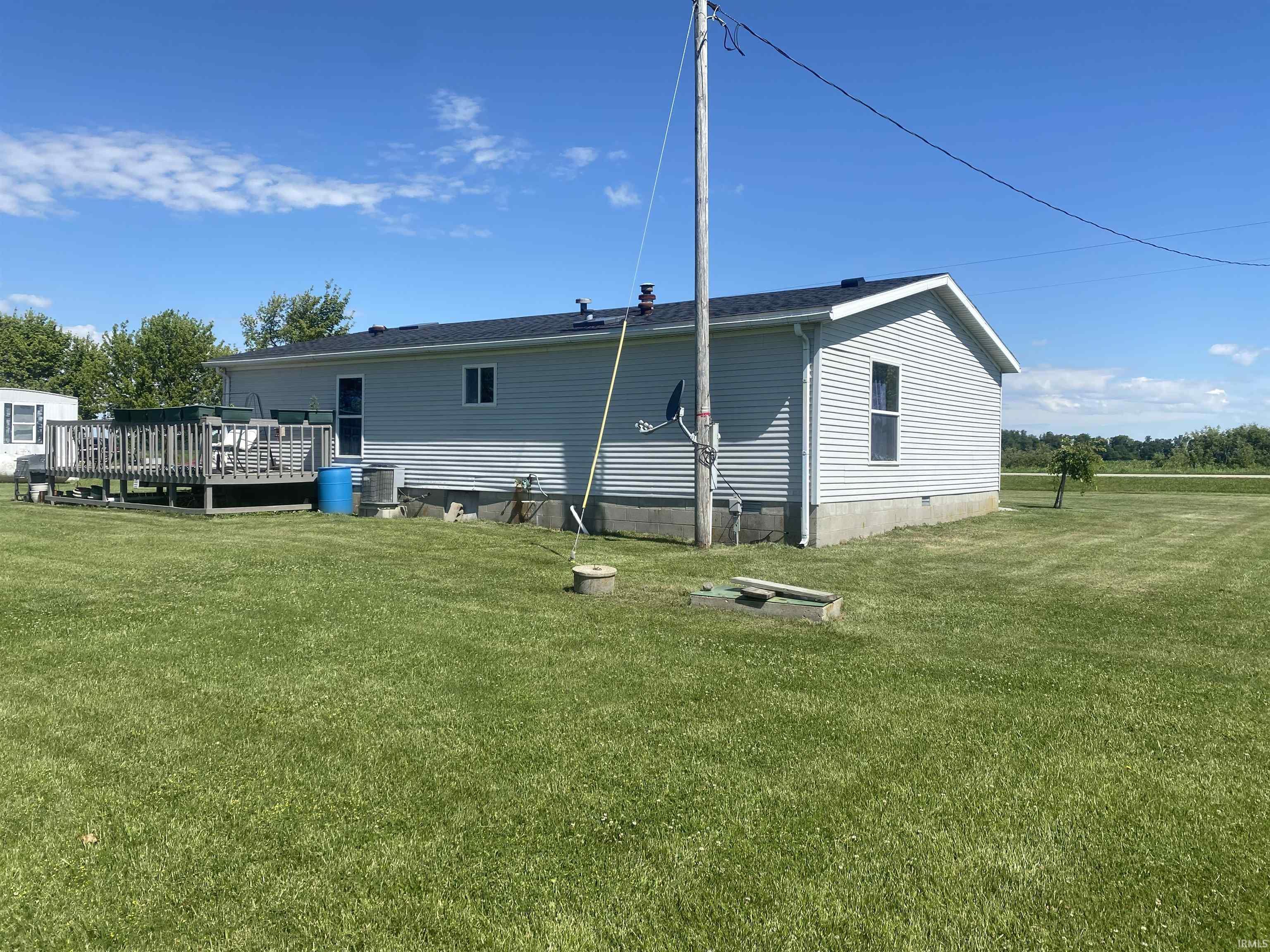 11051 West Division Road Dunkirk, IN 47336 - Photo 18 of 19