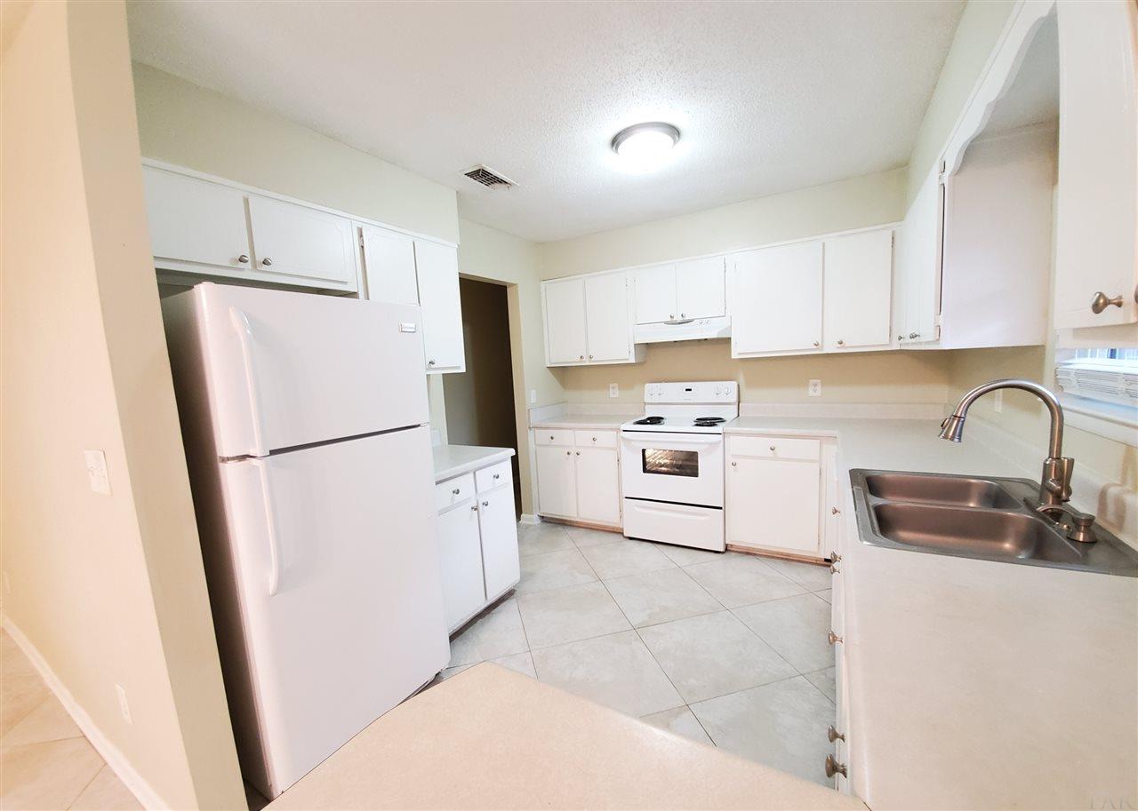 5251 Sewell Road Milton, FL 32570 - Photo 14 of 27