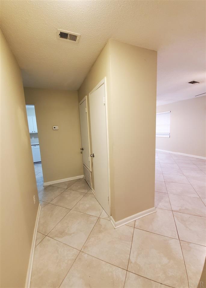 5251 Sewell Road Milton, FL 32570 - Photo 8 of 27