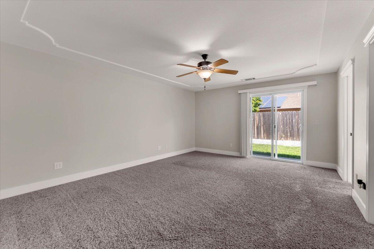 1430 Crosspoint Way Red Bluff, CA 96080 - Photo 16 of 32 20-1430 Crosspoint Way - I-17