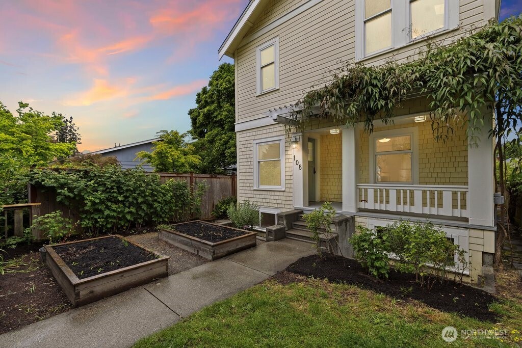 108 North 54th Street Seattle, WA 98103 - Photo 35 of 36