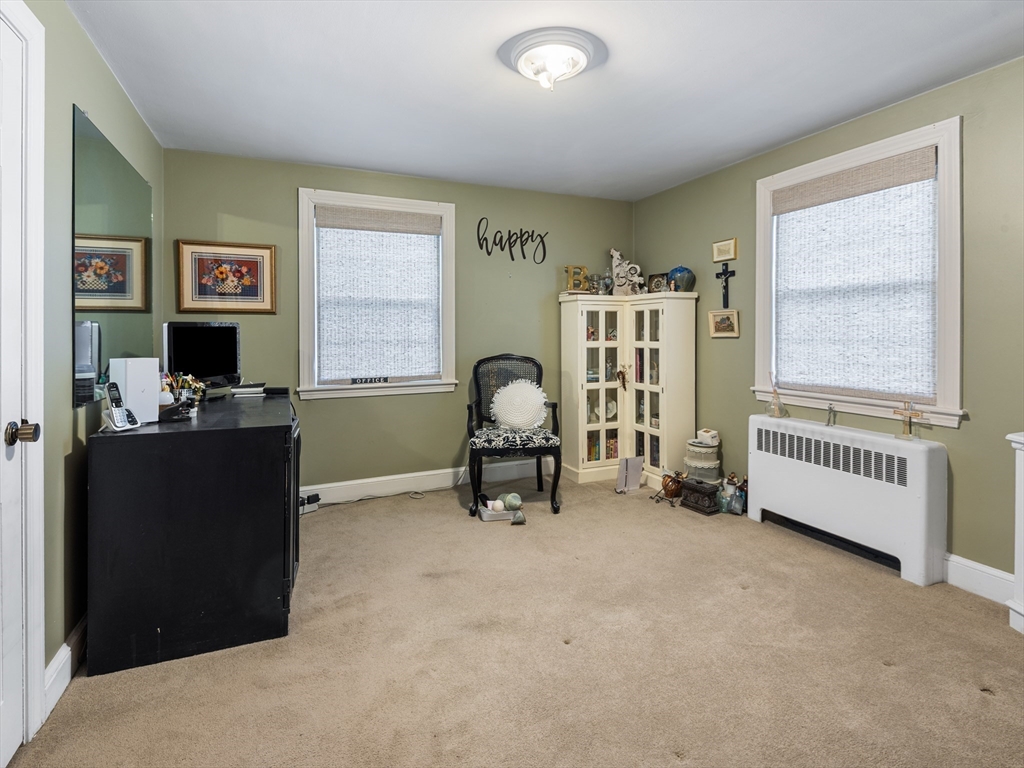 805 Farm Road Marlborough, MA 01752 - Photo 21 of 42 Gallery Image 21