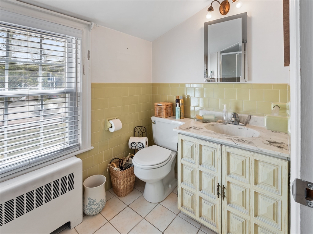 805 Farm Road Marlborough, MA 01752 - Photo 26 of 42 Gallery Image 26