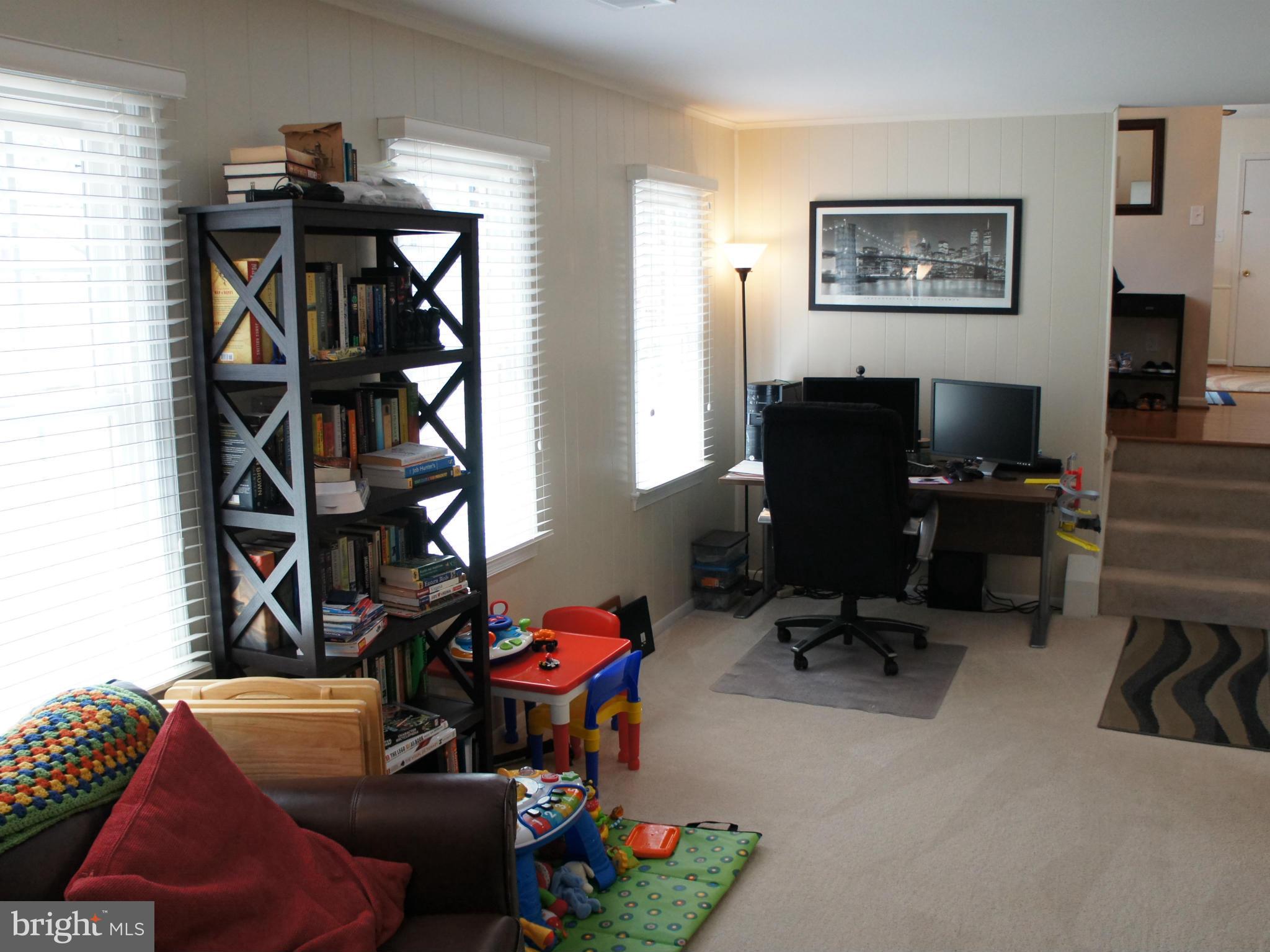7912 Laural Valley Way Springfield, VA 22153 - Photo 15 of 30 Family Room