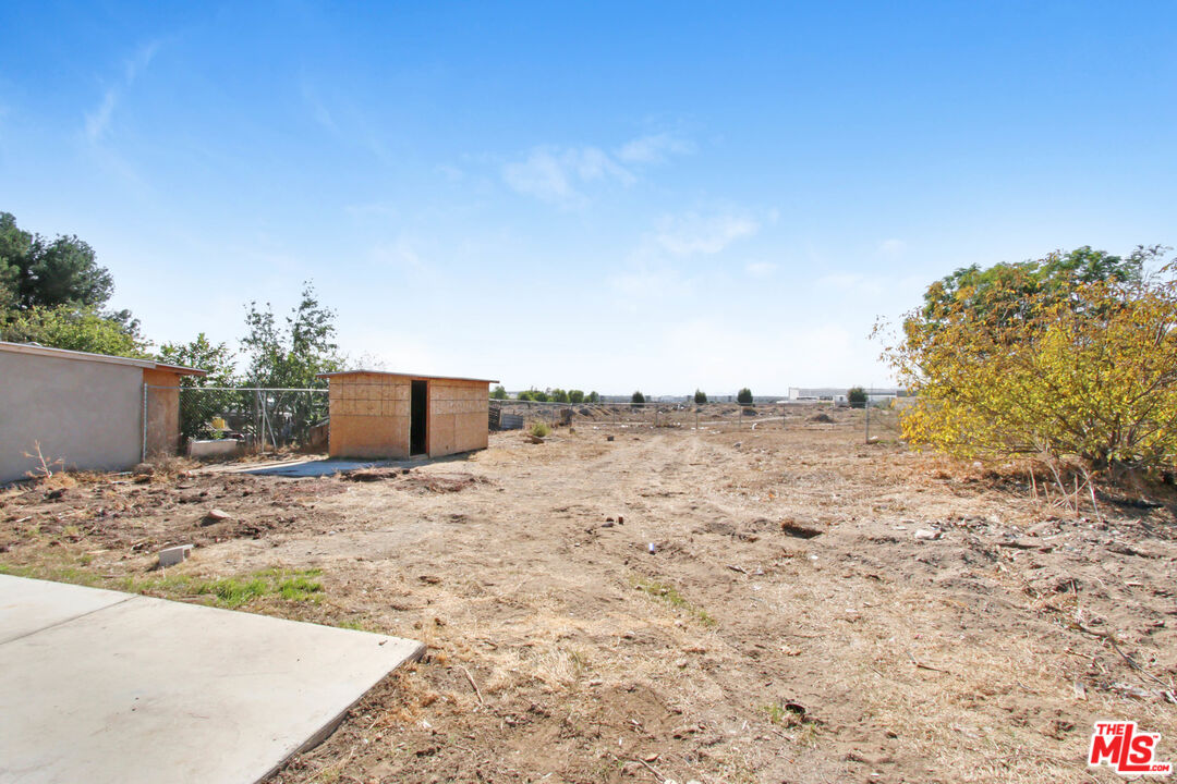 18217 Bohnert Avenue Rialto, CA 92377 - Photo 12 of 13 Gallery Image 12
