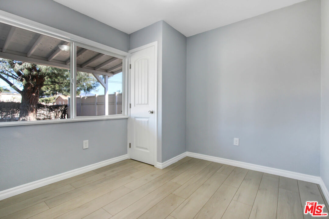 18217 Bohnert Avenue Rialto, CA 92377 - Photo 9 of 13 Gallery Image 9