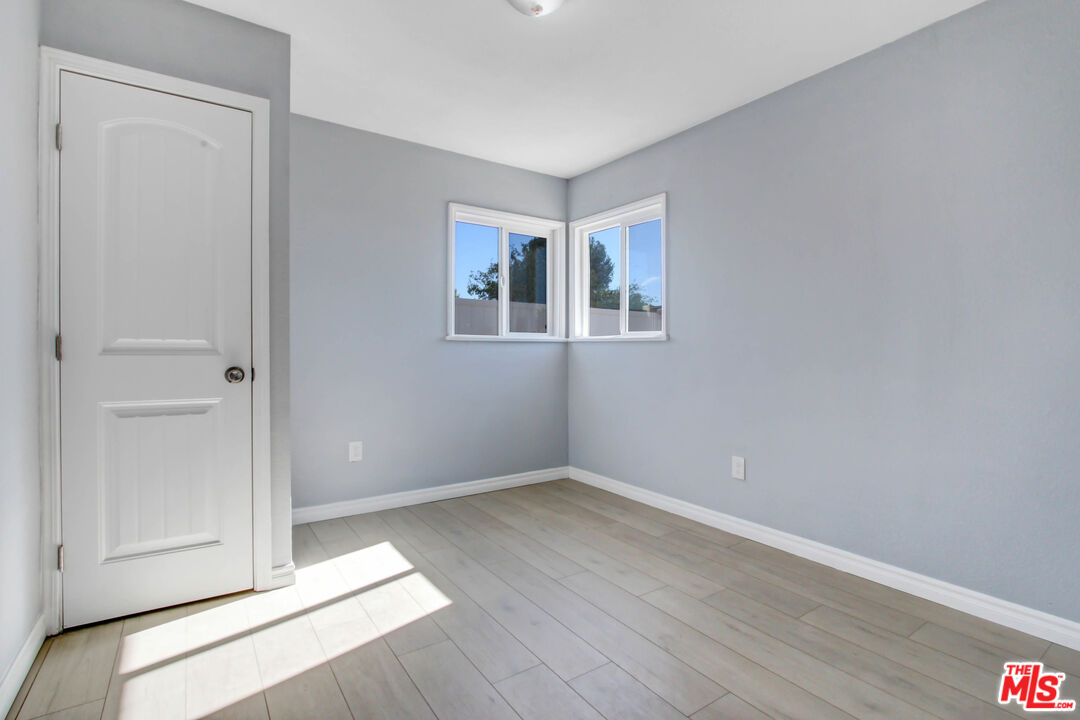 18217 Bohnert Avenue Rialto, CA 92377 - Photo 10 of 13 Gallery Image 10