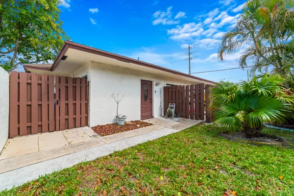 $330,000 | 5358 Bonky Court, West Palm Beach, FL 33415