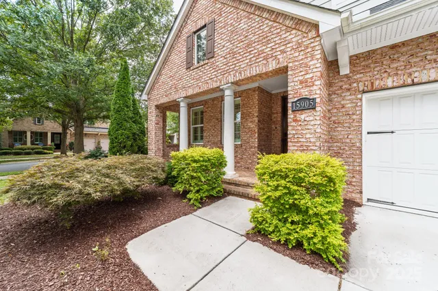 $1,249,000 | 15905 Robbins Green Drive, Cornelius, NC 28031