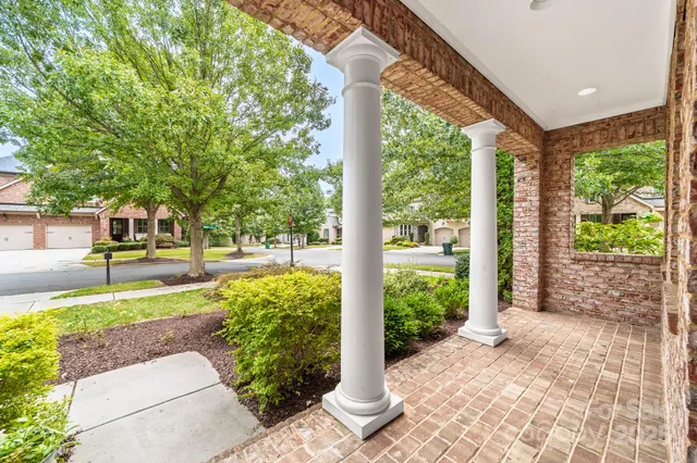 $1,249,000 | 15905 Robbins Green Drive, Cornelius, NC 28031