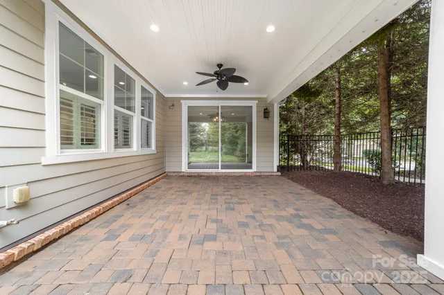 $1,249,000 | 15905 Robbins Green Drive, Cornelius, NC 28031