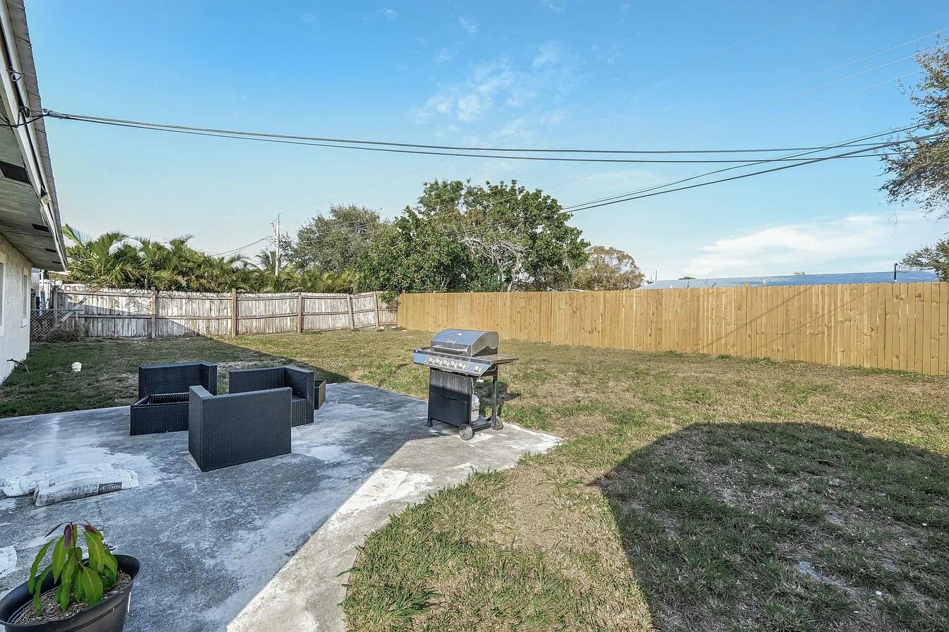 2831 Northeast Savannah Road Jensen Beach, FL 34957 - Photo 16 of 17 Backyard