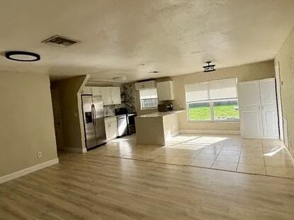2831 Northeast Savannah Road Jensen Beach, FL 34957 - Photo 3 of 17 Living Room