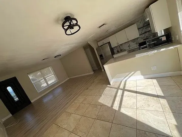 $3,500 | 2831 Northeast Savannah Road, Jensen Beach, FL 34957
