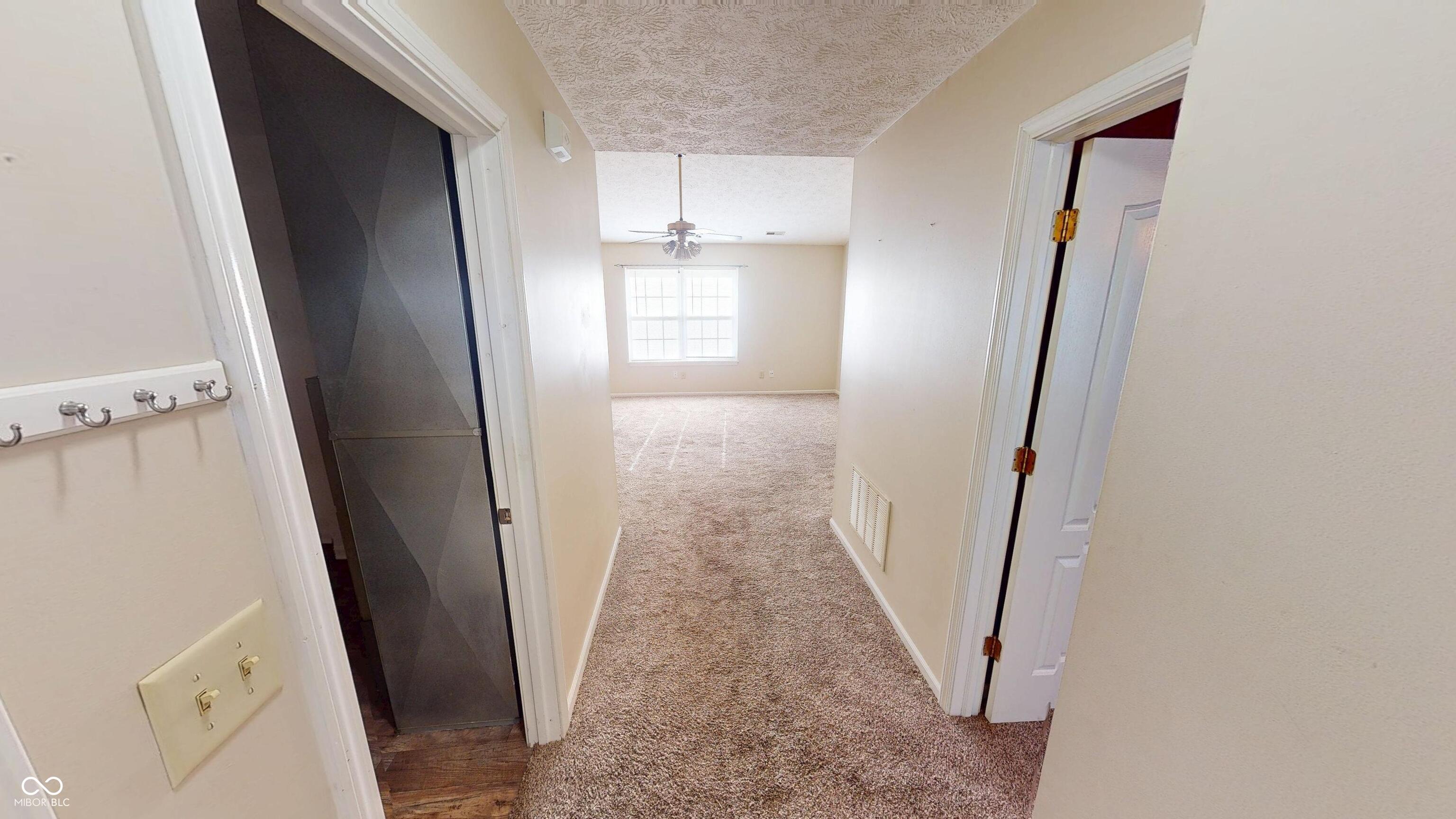 1096 Bumblebee Way Greenfield, IN 46140 - Photo 12 of 57
