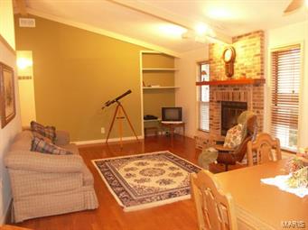 538 Rustic Valley Drive Ballwin, MO 63021 - Photo 4 of 26