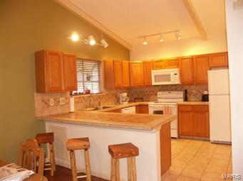538 Rustic Valley Drive Ballwin, MO 63021 - Photo 7 of 26