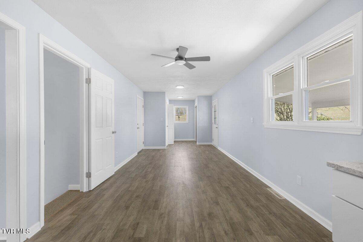 767 Powder Branch Road Elizabethton, TN 37643 - Photo 20 of 36 128A4675