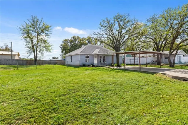 $245,000 | 1813 Pioneer Road, Granbury, TX 76049