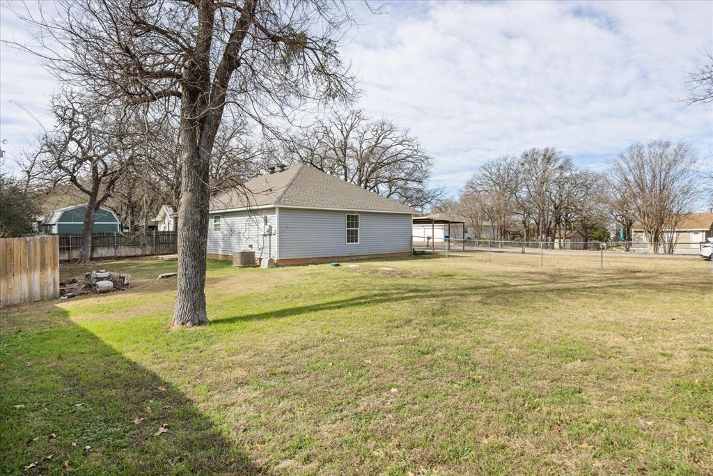 1813 Pioneer Road Granbury, TX 76049 - Photo 22 of 27