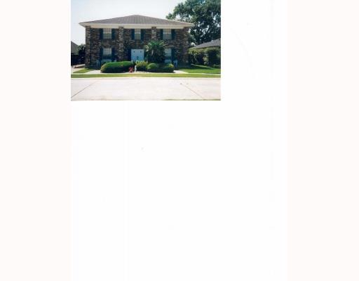 3004 North Labarre Road Metairie, LA 70002 - Photo 1 of 8 Gallery Image 1