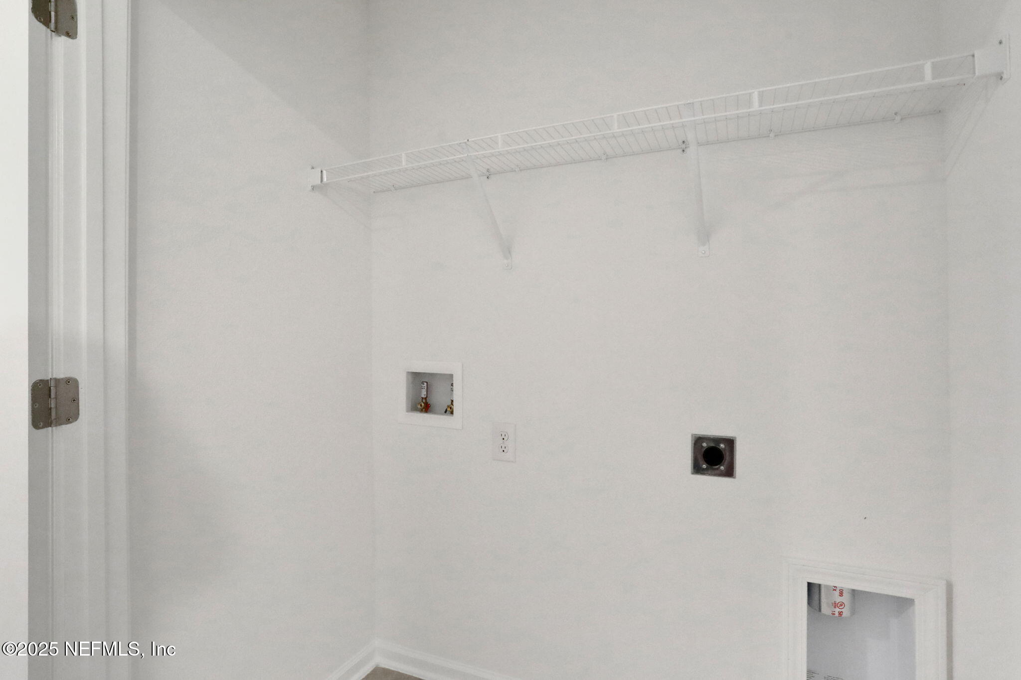 3769 Athenian Way Middleburg, FL 32068 - Photo 17 of 31 a white wall with a shower in it
