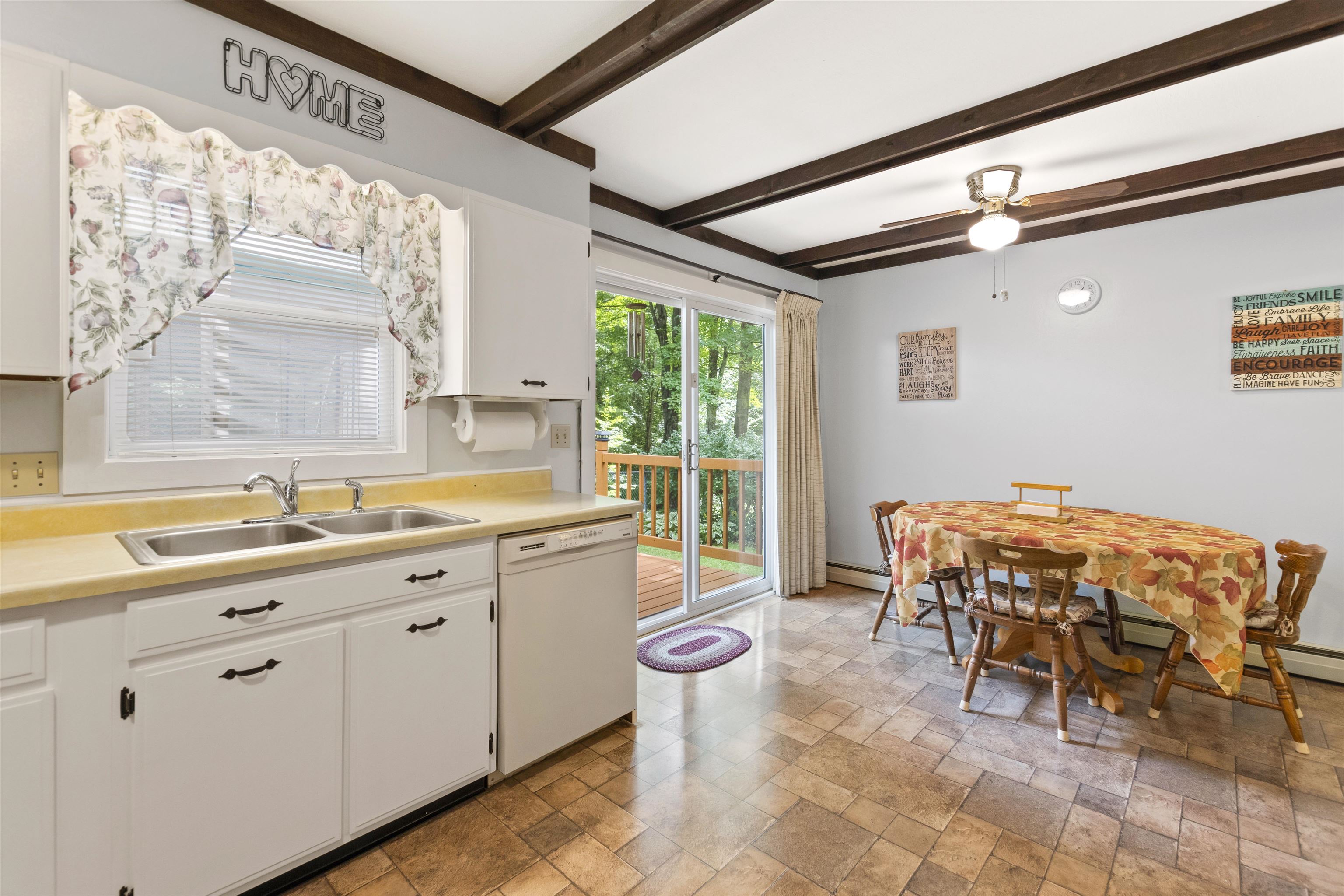66 Pace Road Pownal, VT 05201 - Photo 21 of 40